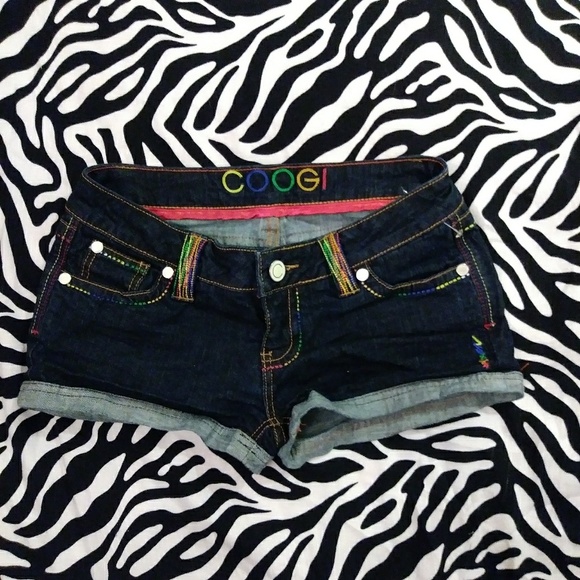 Coogi Shorts - Picture 2 of 4